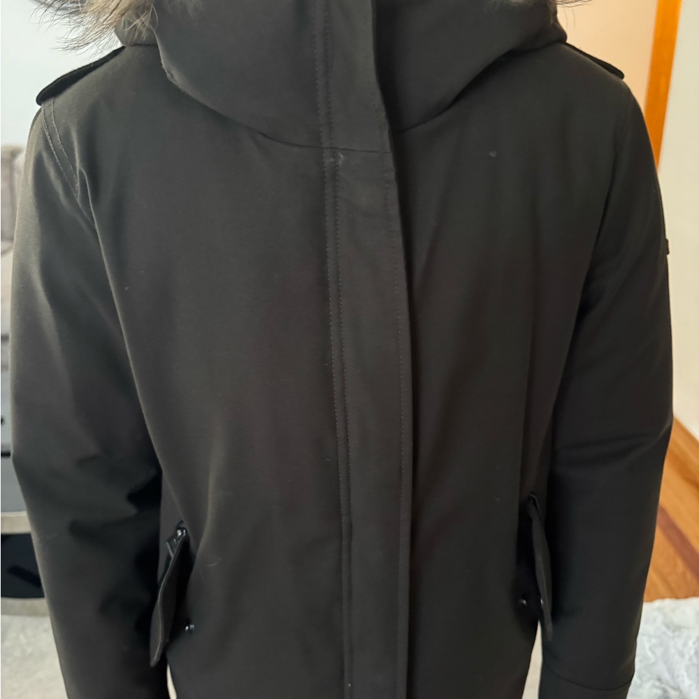 Mackage Girl down jacket. Size 8 - Picture 5 of 14